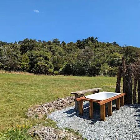 Enchanted Retreat In Greymouth Shared With Host Eksteriør bilde